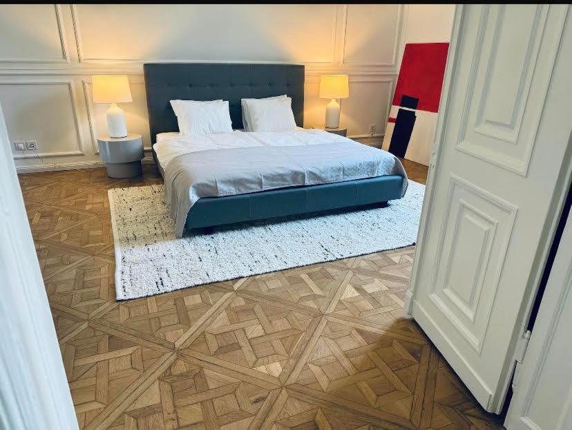 Andrassy 28, Next To Opera, Parking Apartment Budapest Ngoại thất bức ảnh