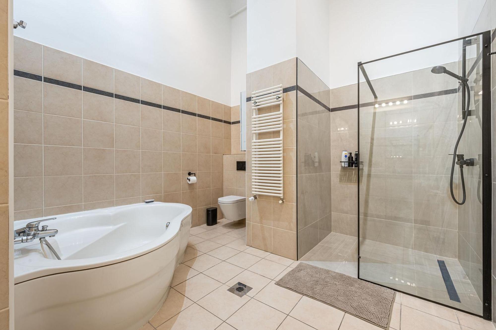 Andrassy 28, Next To Opera, Parking Apartment Budapest Ngoại thất bức ảnh